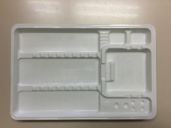Dispo-trays wit met indeling 28x18cm