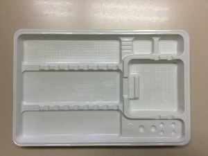 dispo-trays wit met indeling 28x18cm