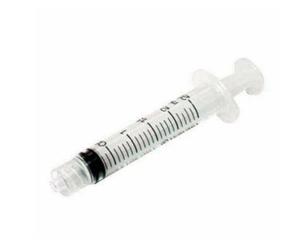 Terumo luer lock spuitjes 2,5ml