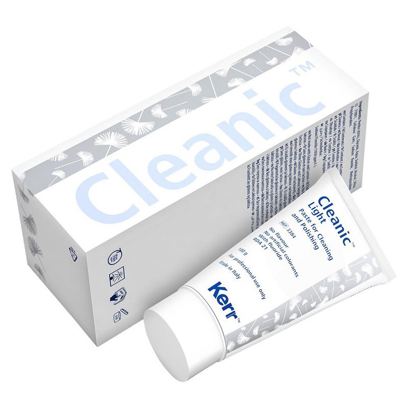 Cleanic in tube met fluoride light