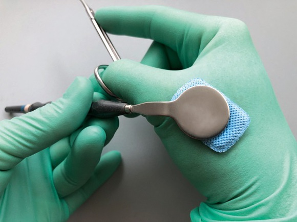 Fit-n-swipe dry / adhesive drying pads