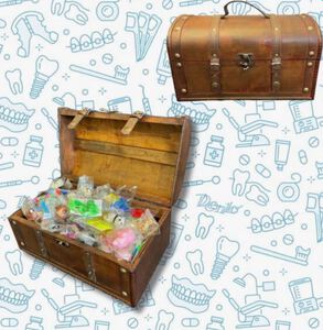 speelgoed houten schatkist (leeg)