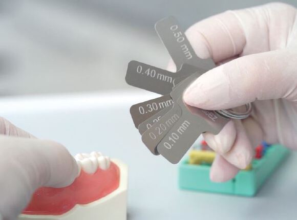 Contacez incremental thickness gauge